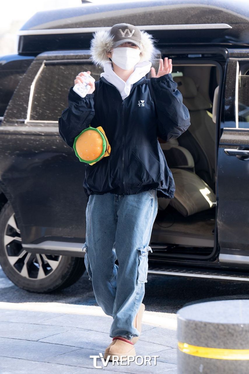 [아이즈원] 최예나 출국