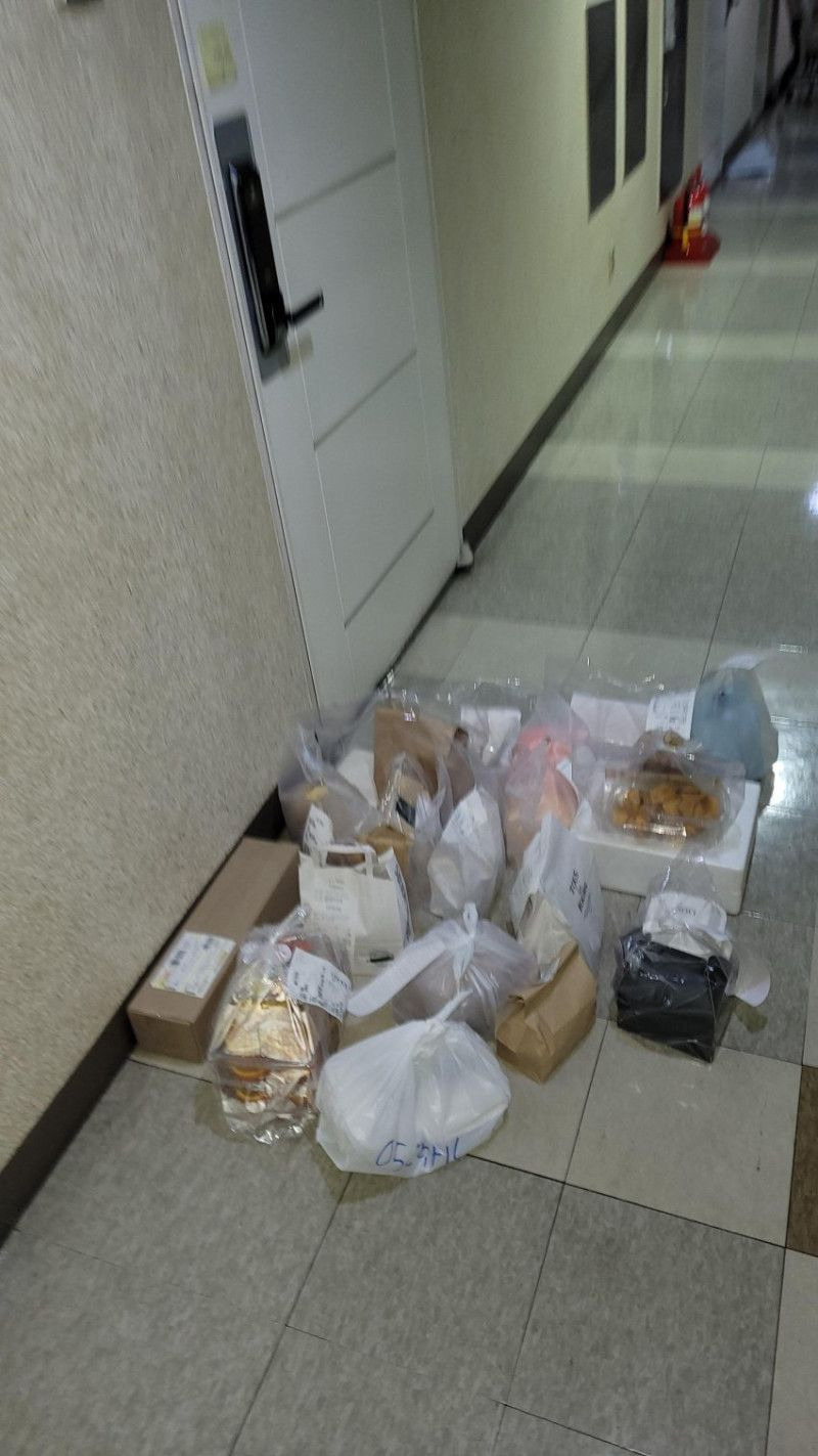 우연히 먹방 BJ집에 배달간 배달부