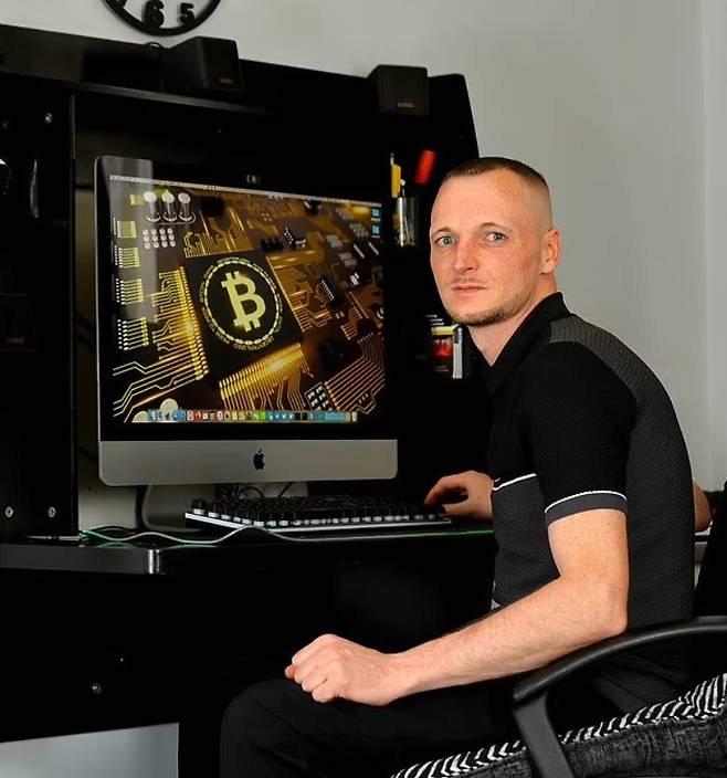 “비트코인 1조원 묻혀있다” 쓰레기 매립지 통째로 사겠다는 남자