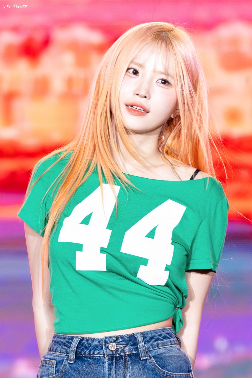 프로미스나인 송하영