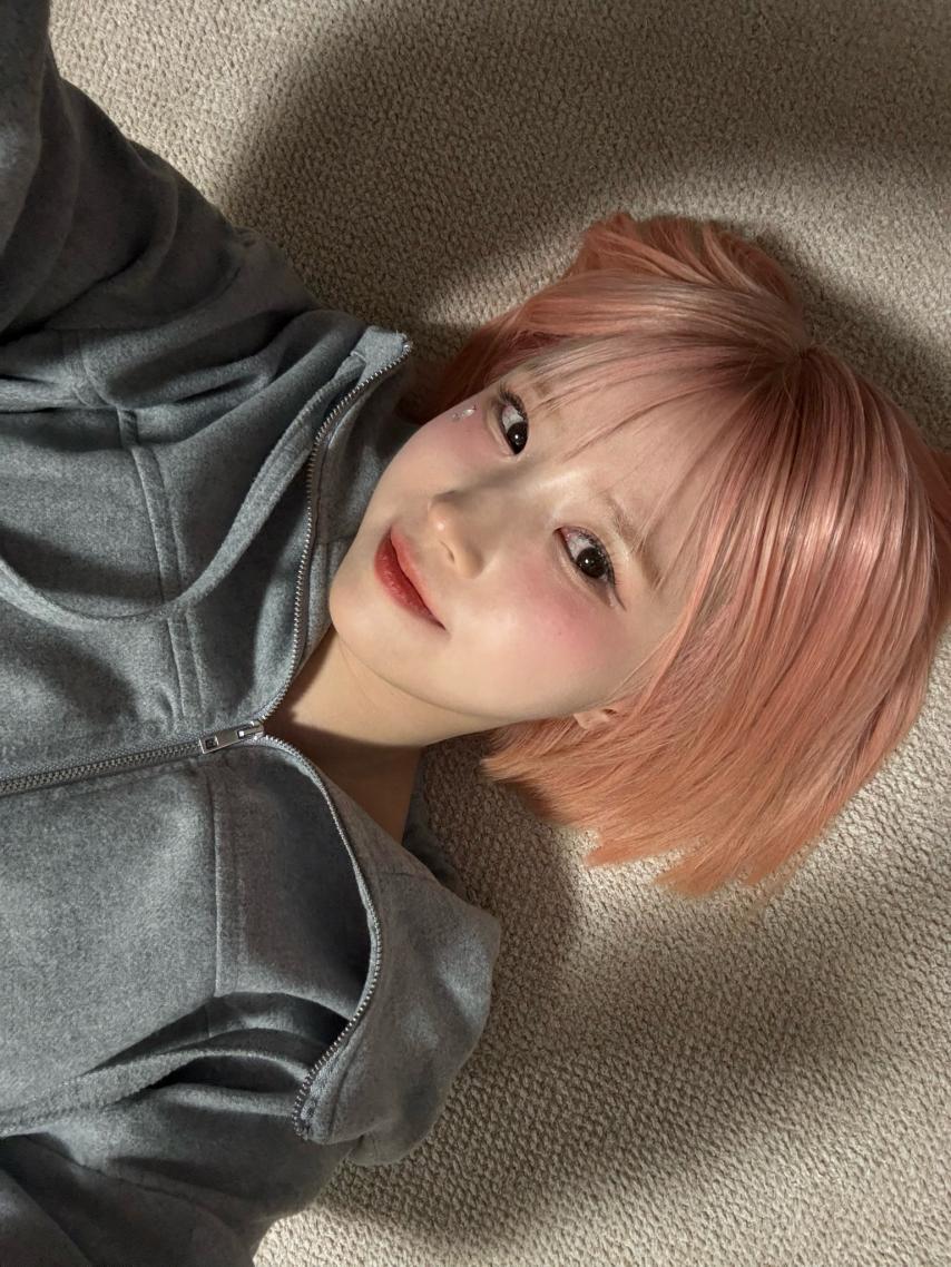 프로미스나인 송하영,이채영