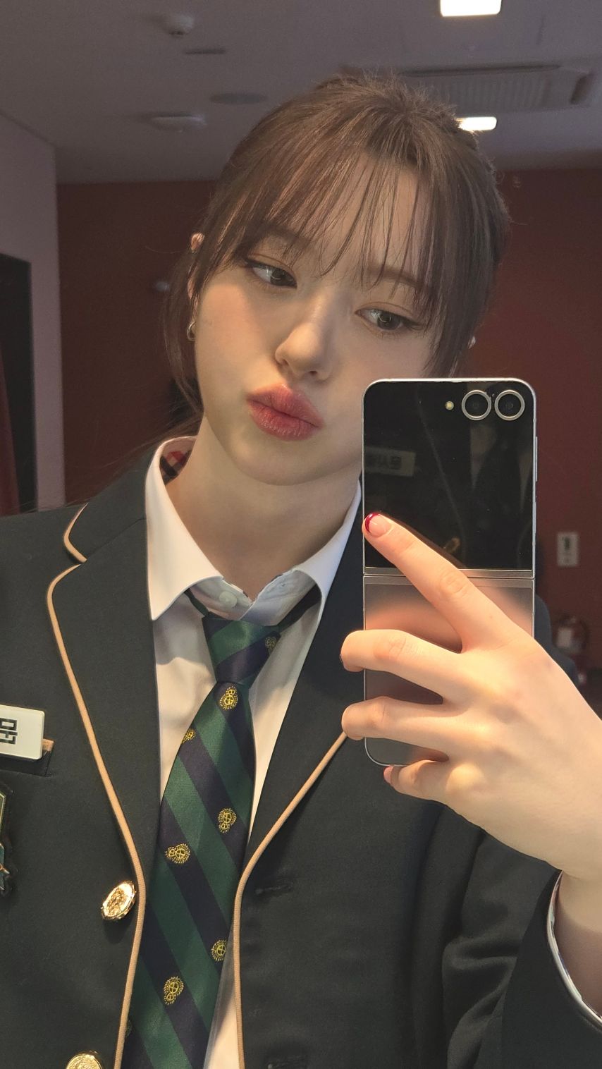 혼혈돌 미모 GOAT