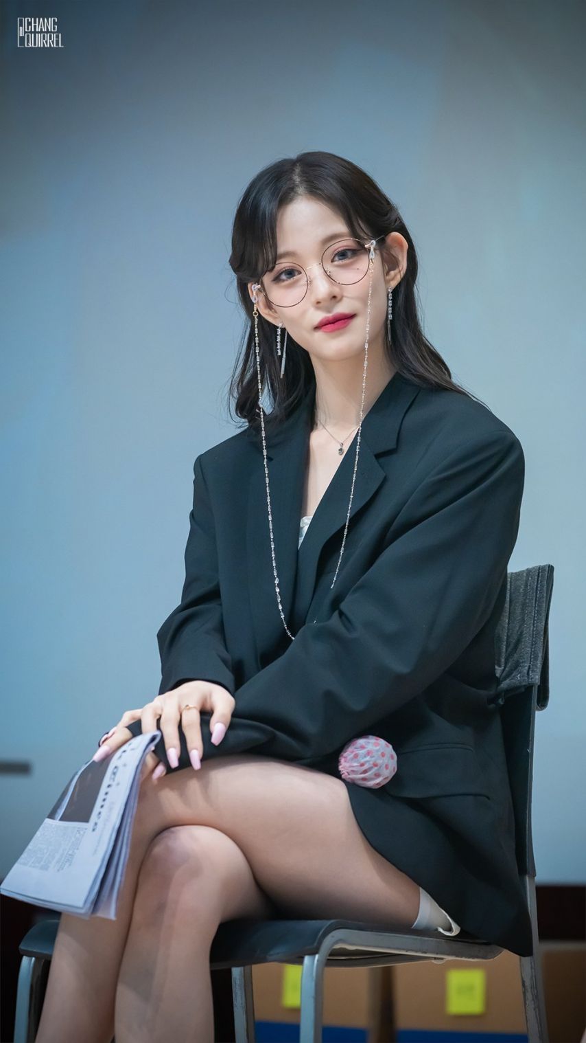 프로미스나인 이채영