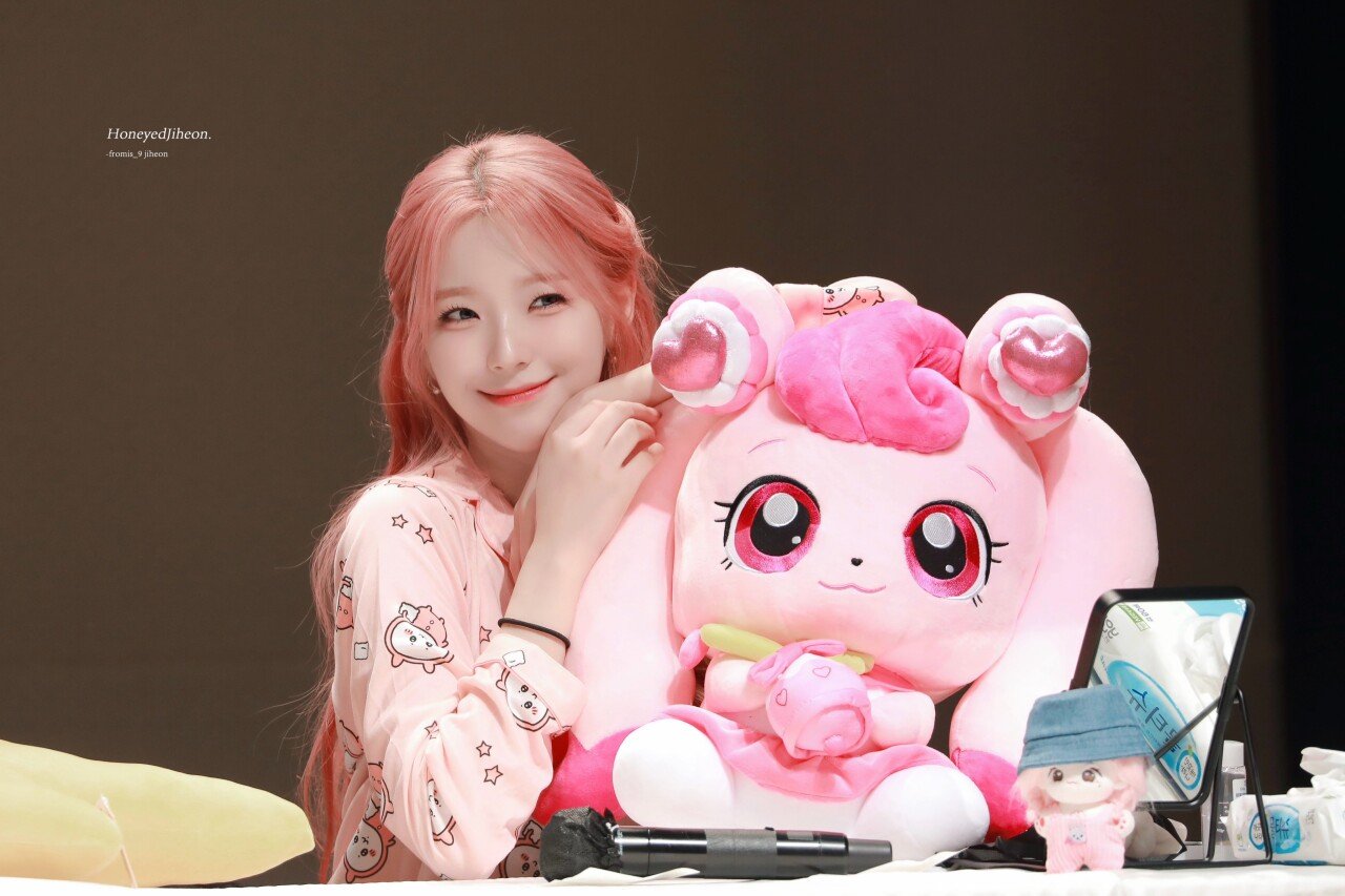 프로미스나인 지헌