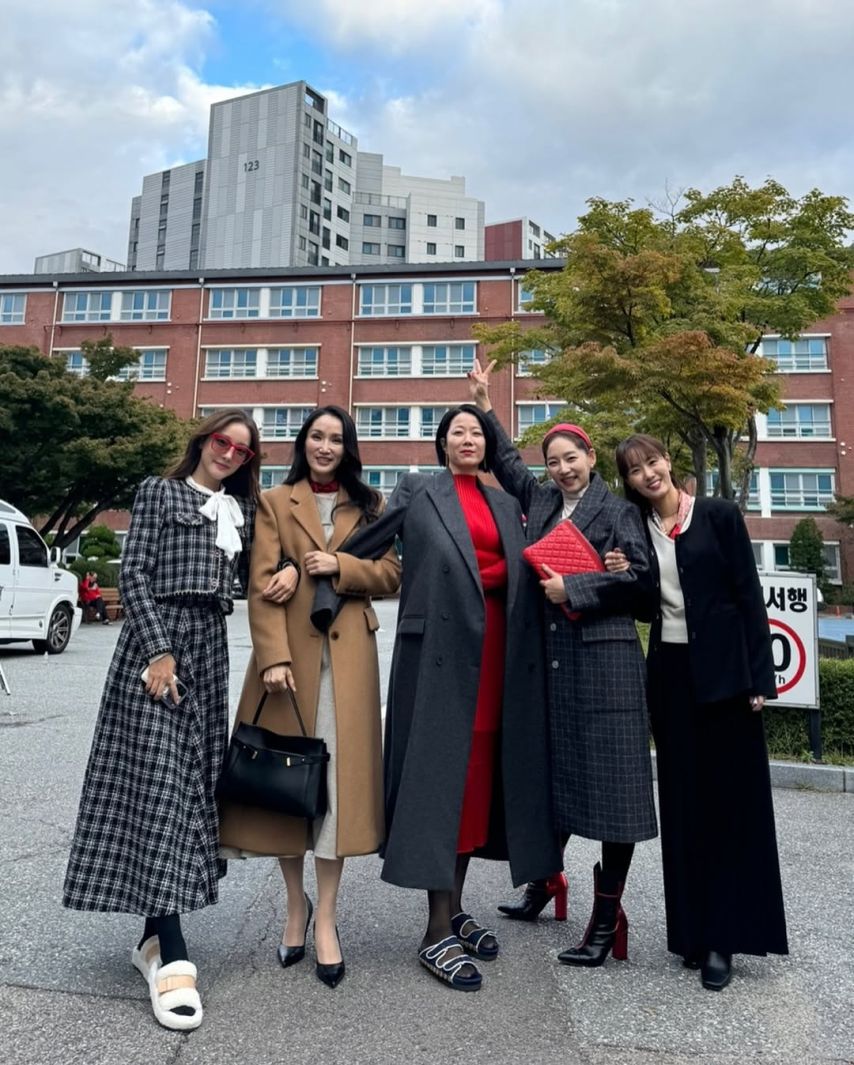 레인보우 고우리 SNS