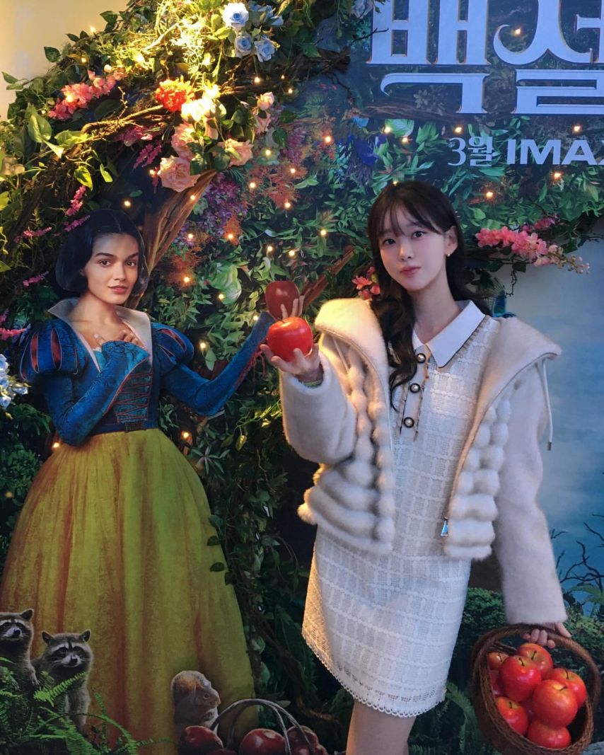 김윤희 아나운서