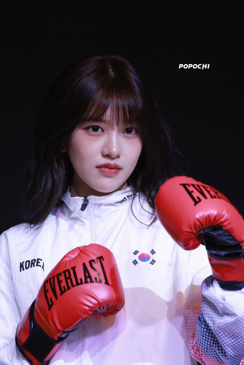 권투, 야구, 농구, 축구 다 하는 안유진..