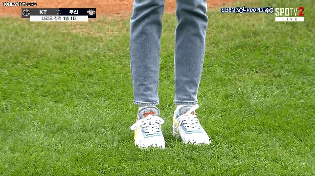 [아이브] 프로야구 개막 특집 장원영  시구