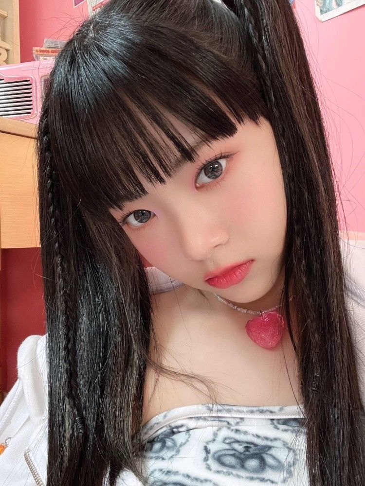 르세라핌 홍은채