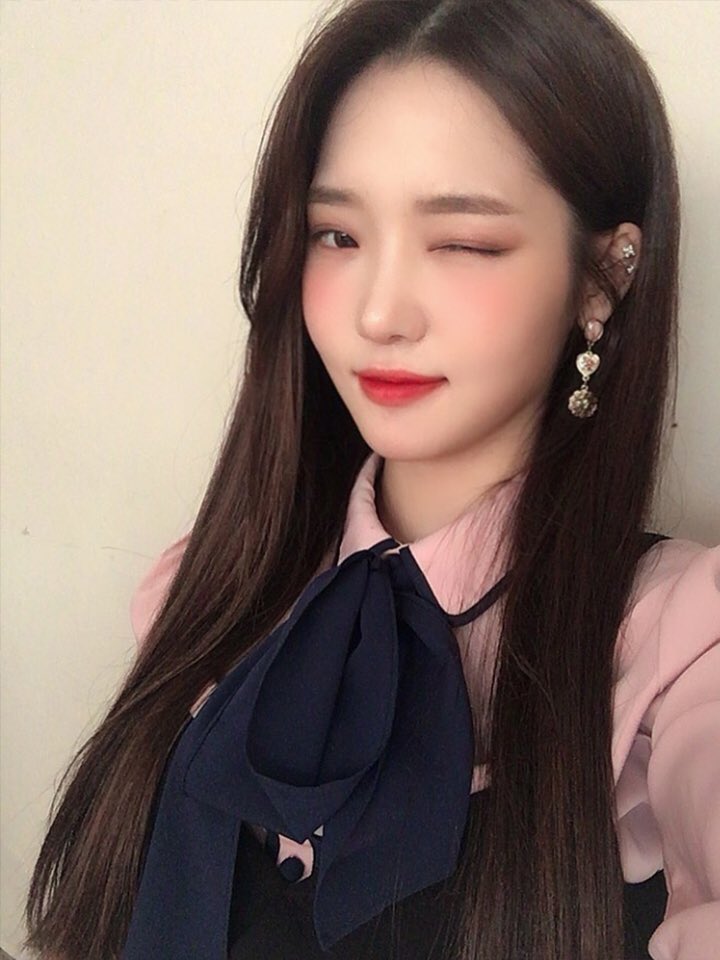 프로미스나인 지선