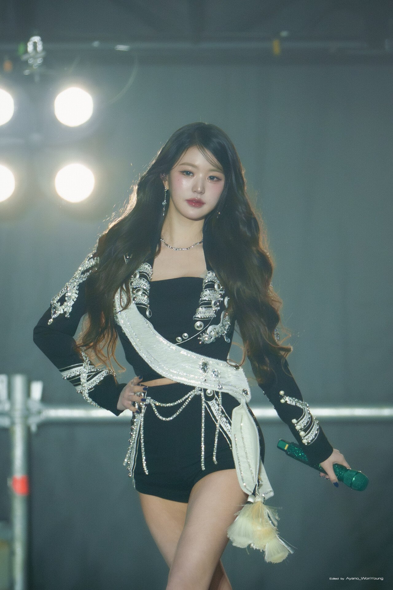 오늘자 아이브 팬콘 DAY 1 장원영 고화질 짤