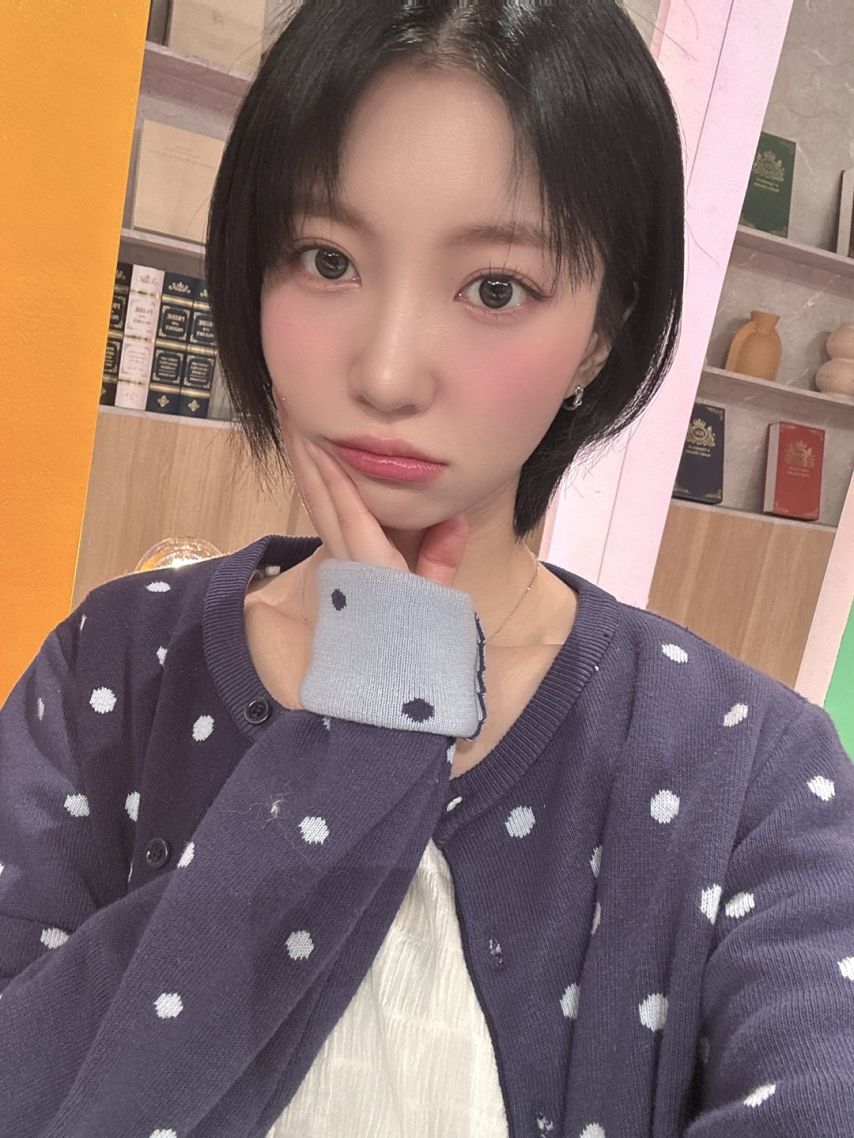 유빈_ 효정 오마이걸