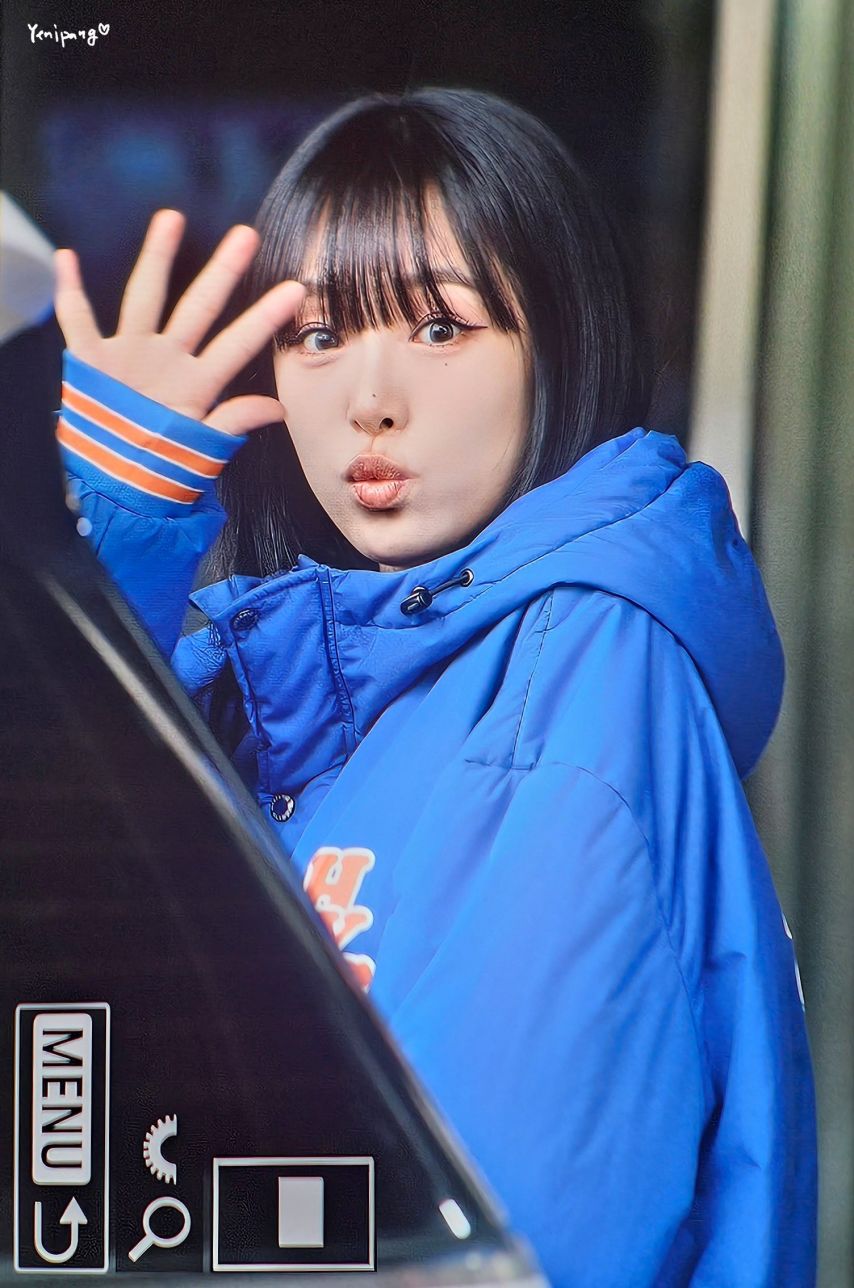 [아이즈원] 최예나 ... 권은비