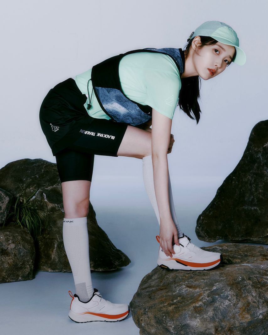 아이유 블랙야크