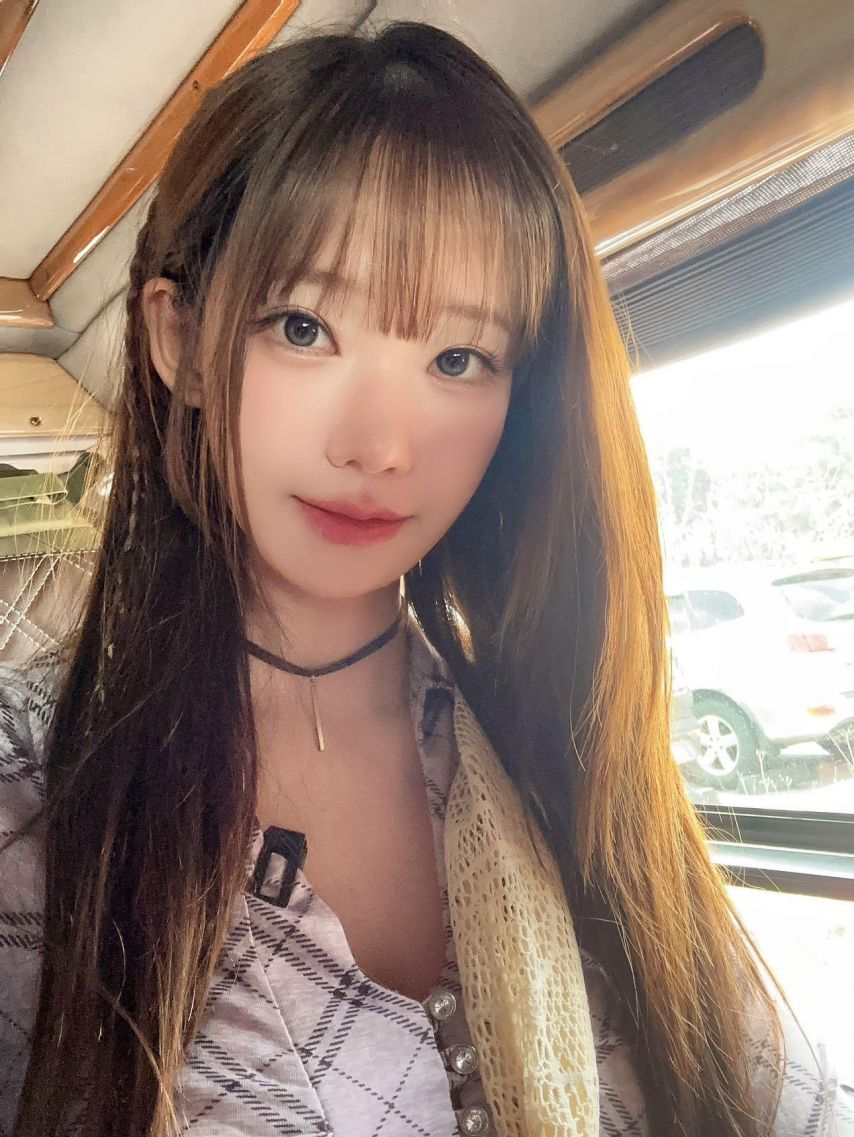 qwer 마젠타, 시연