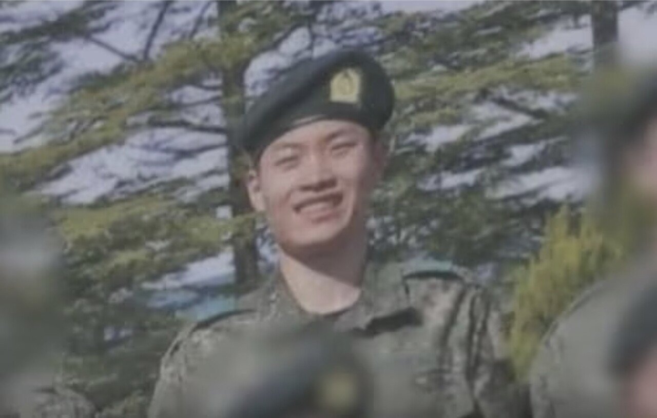 슬픔,화남)우리나라 군대 현실...