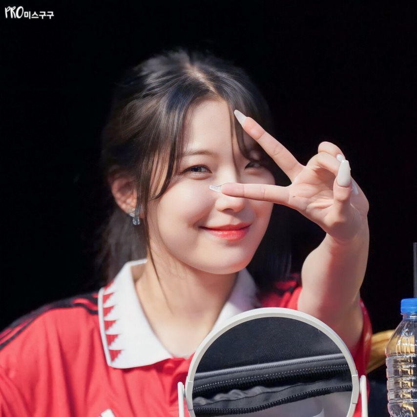 프로미스나인 지헌