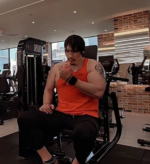 운동 빡세게 하는 홍만이형 근황