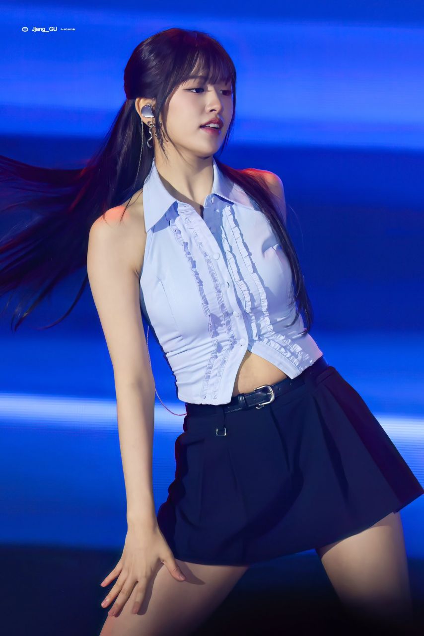 [아이브] 안유진 ..... LIV 골프 코리아 콘서트