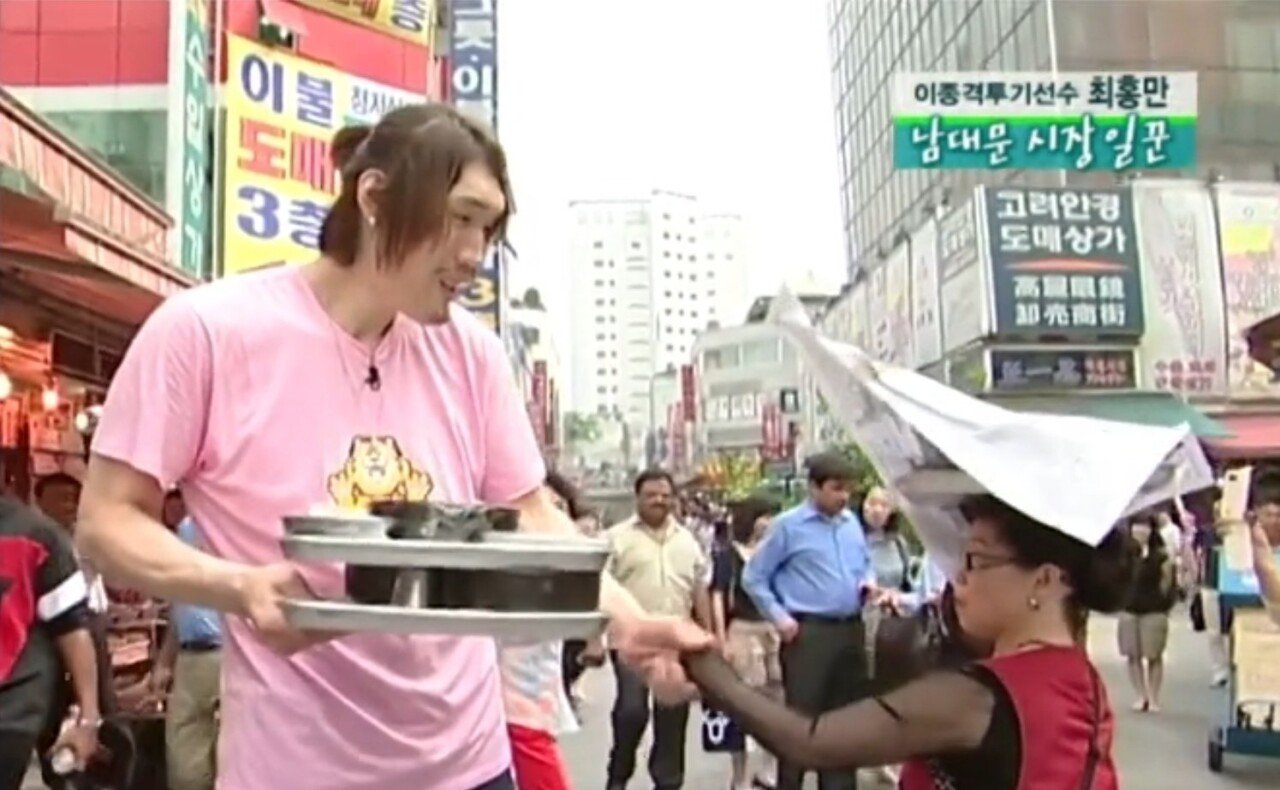 최홍만 손크기 짤중에 기억에 남는 것