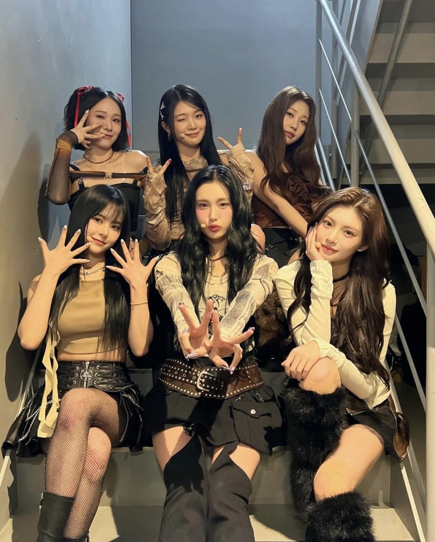 소속사는 해체 발표했지만 멤버들은 아니라고 하는 에버글로우 상황 [정보글]