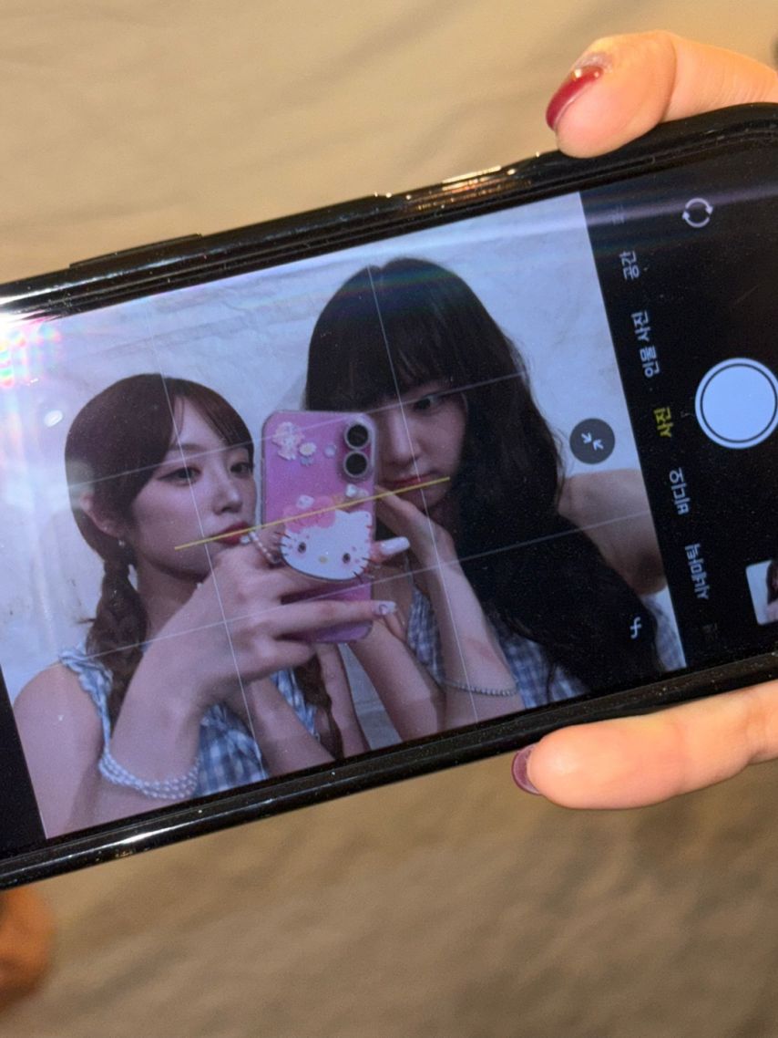 라잇썸 주현, 히나