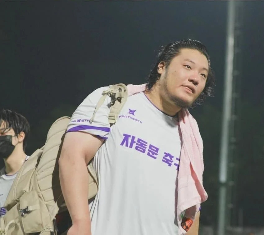 살을 60kg 뺀 사람의 외모 변화 (150kg->90kg)