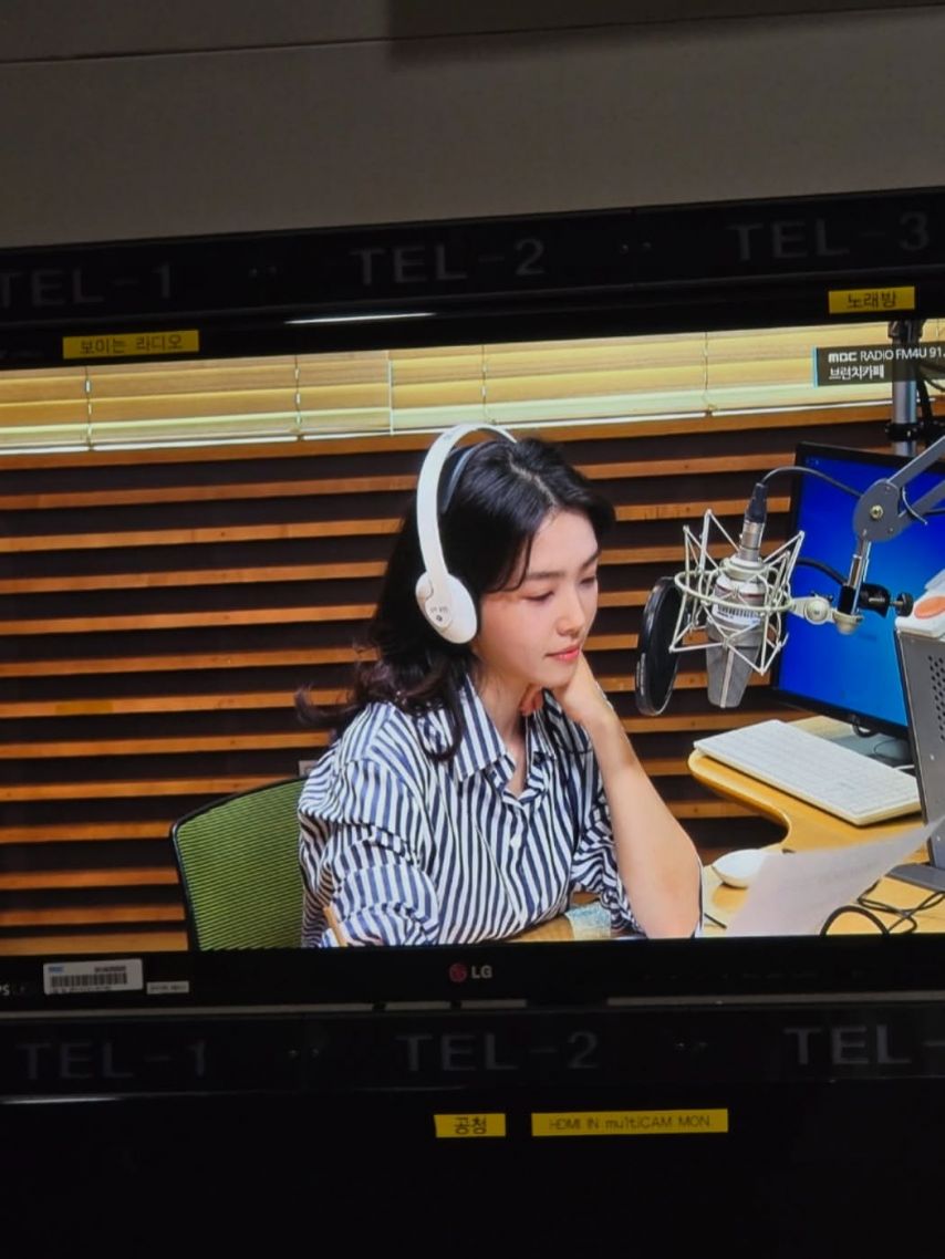 강지영 아나운서