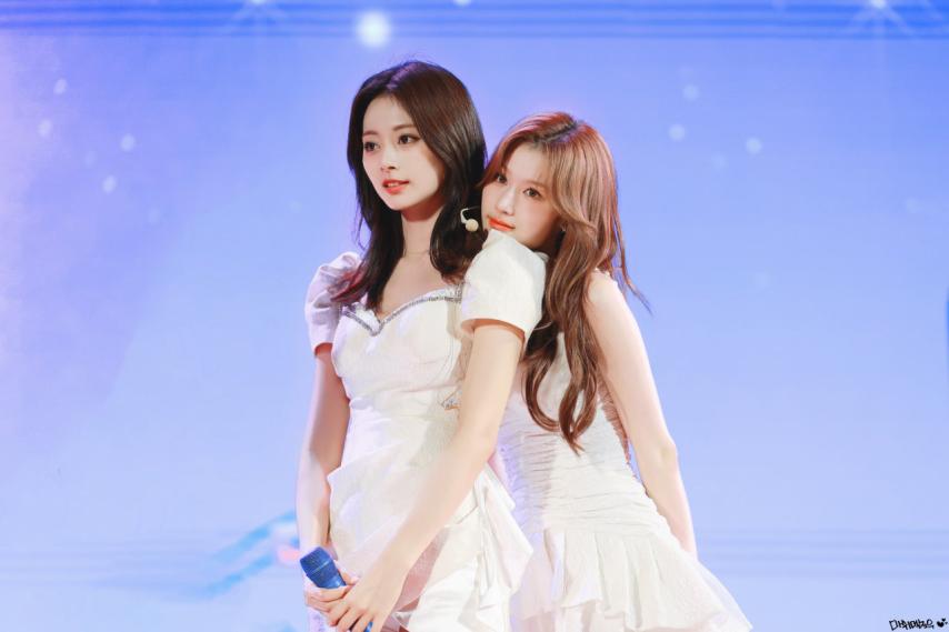 트와이스 쯔위 사나