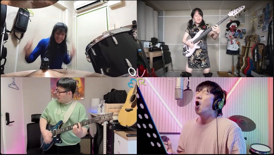 뭔가 이상한 QWER 유튜브 라이브