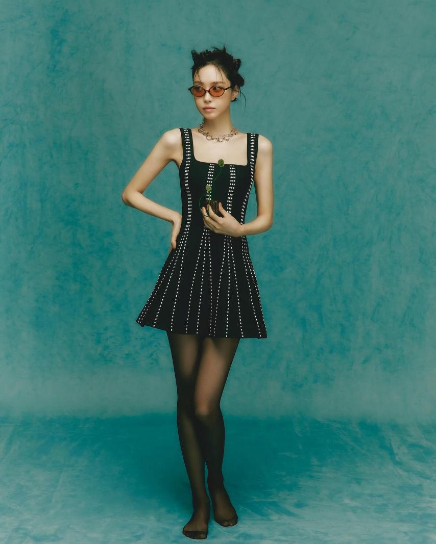 손나은 인별 아르마일AREMILE