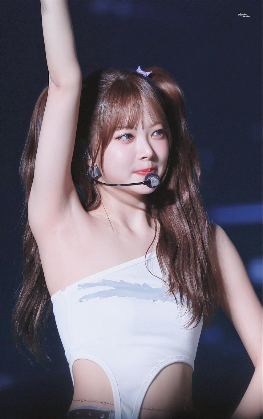 [르세라핌] 깨끗한 홍은채