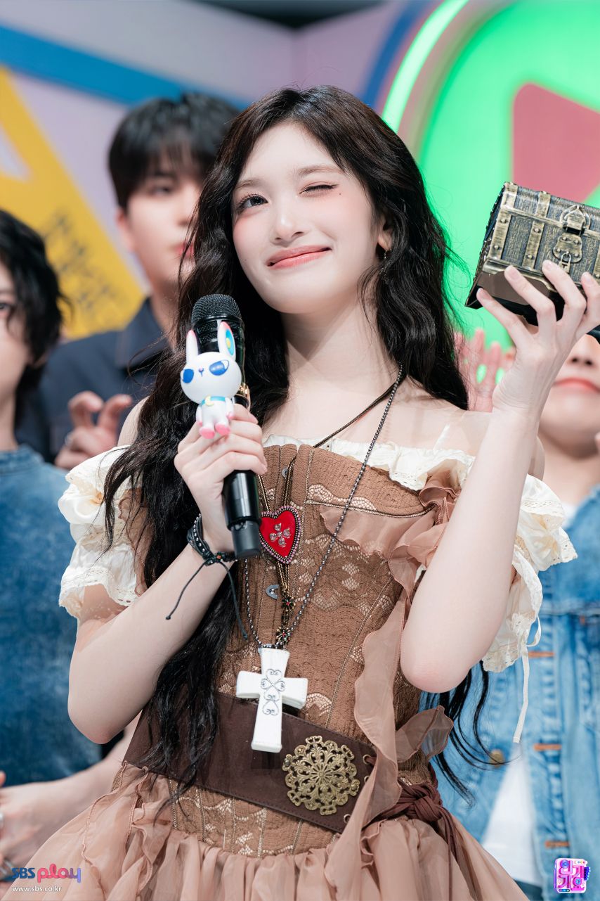 아이브 이서 인기가요 현장포토