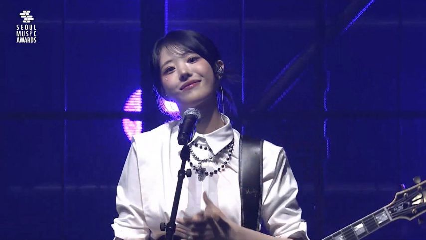 QWER 히나 꼰대희 샤라웃