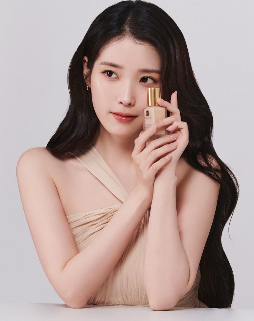 아이유 에스티로더