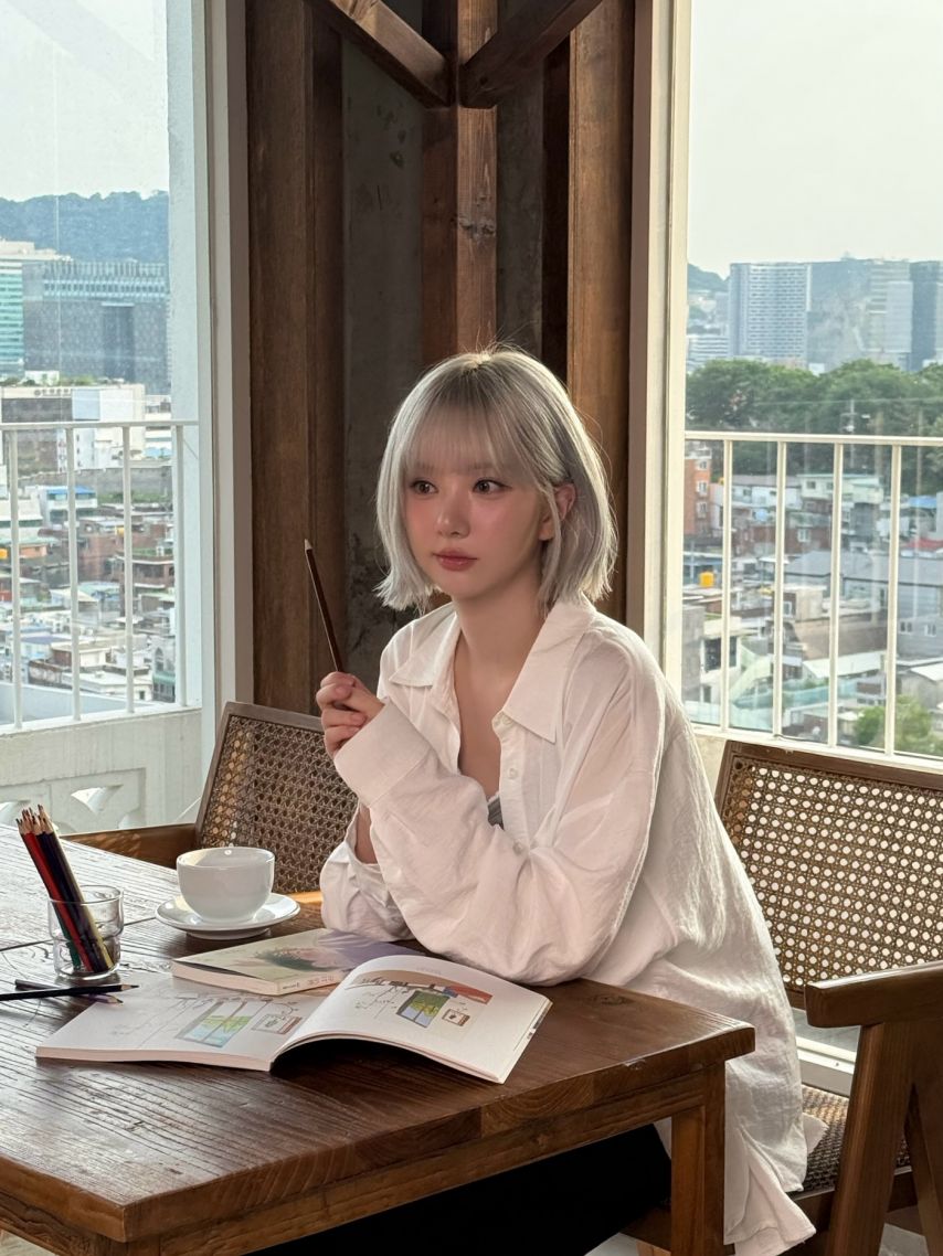 은하_ 신비_ 엄지 VIVIZ비비지 인별_ 신비 241116