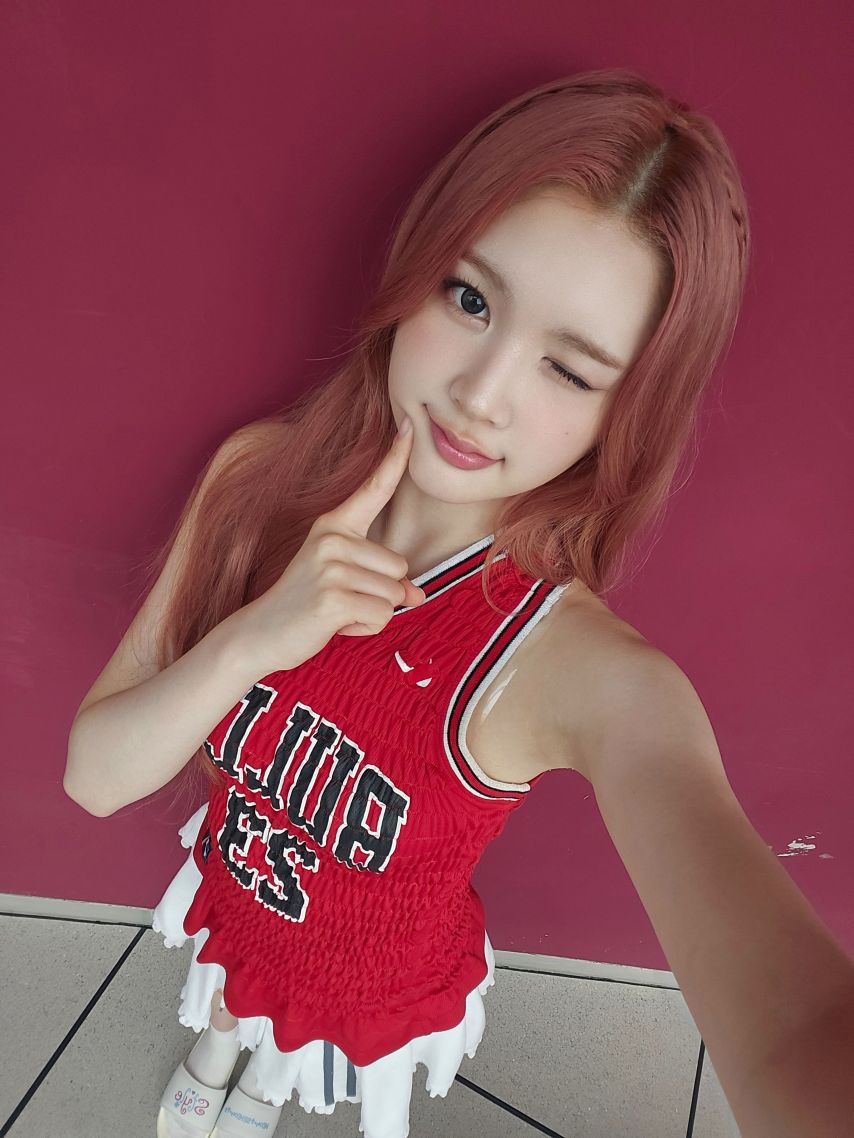 하츠투하츠 에이나