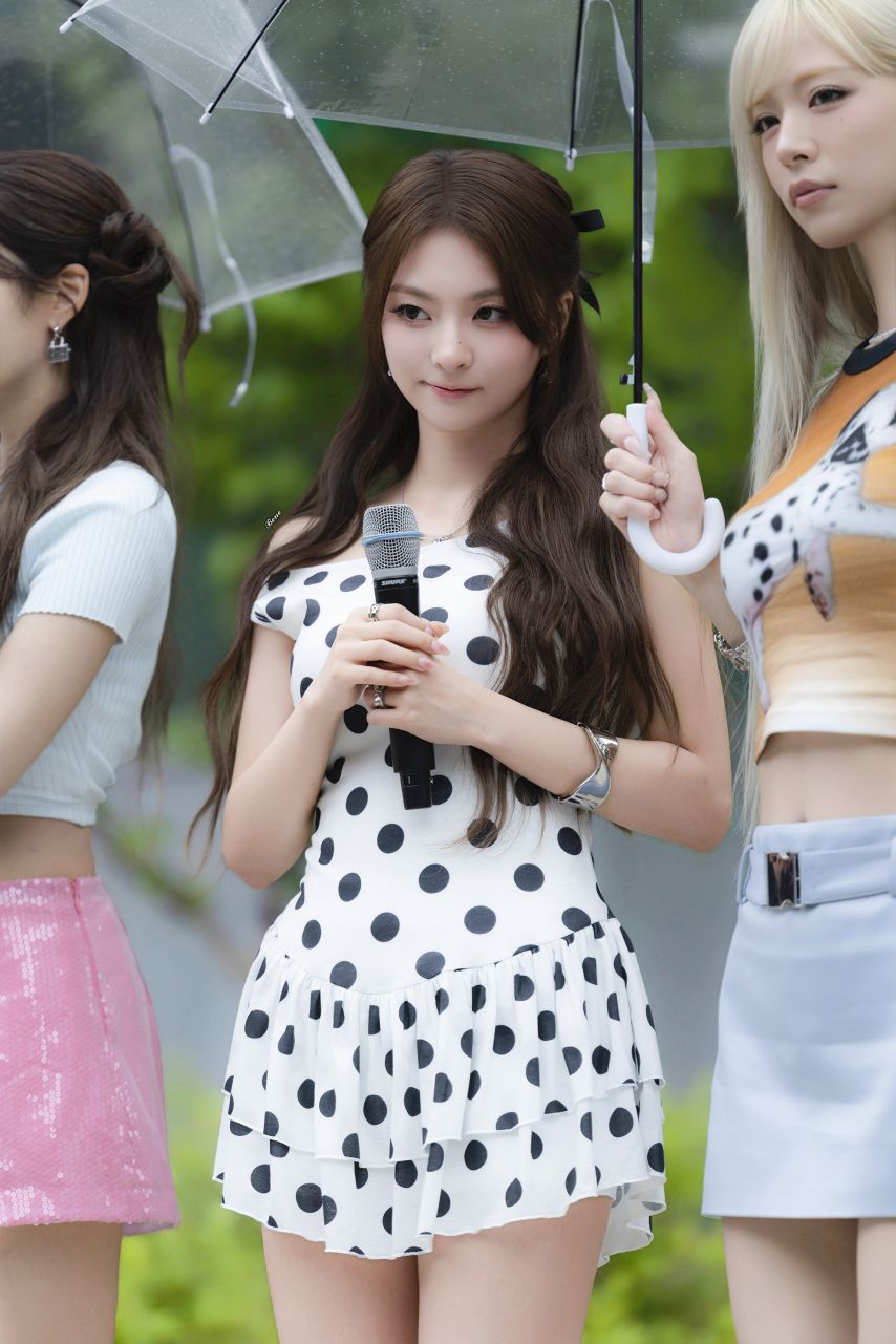 프로미스나인 이나경