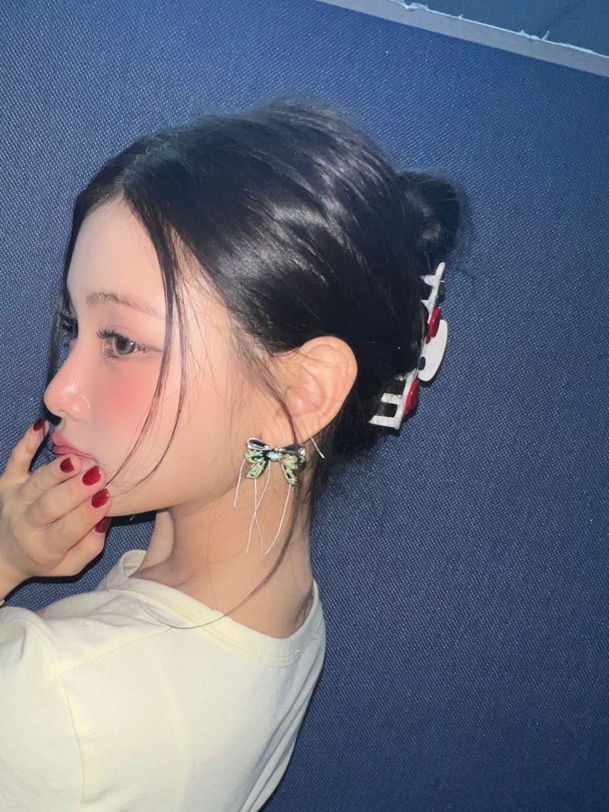 베이비돈크라이 이현