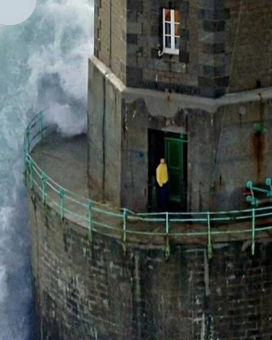 연봉 16억임 님 가능?