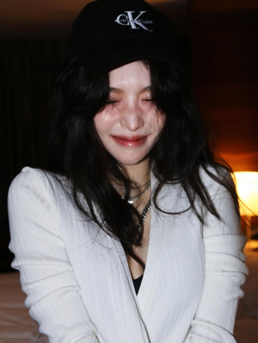 청하 인스타그램 업데이트.jpg