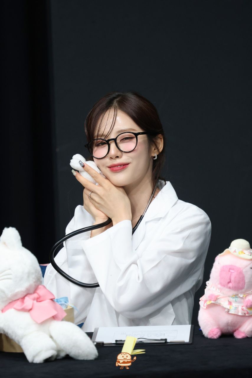 프로미스나인 박지원