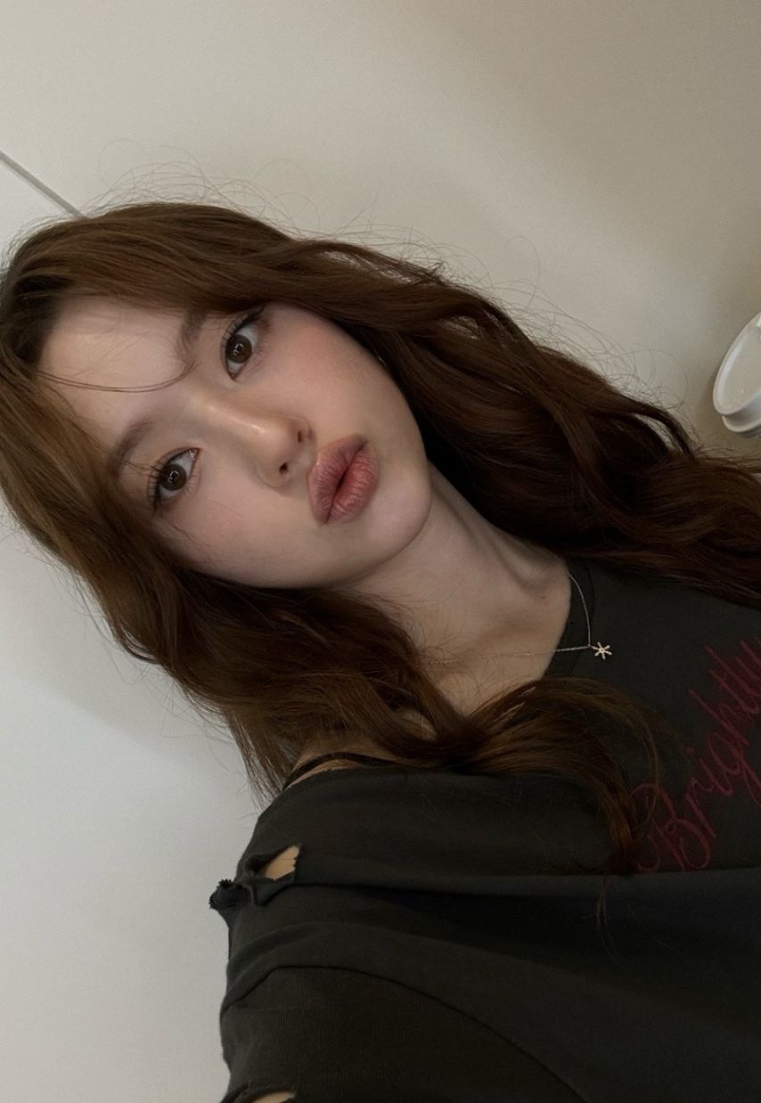 피프티피프티 문샤넬