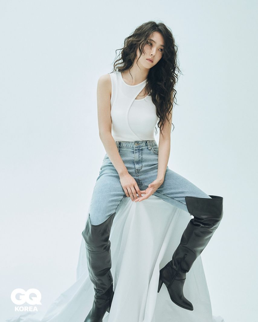 강지영 아나운서