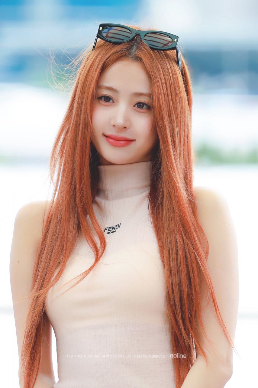 르세라핌 허윤진