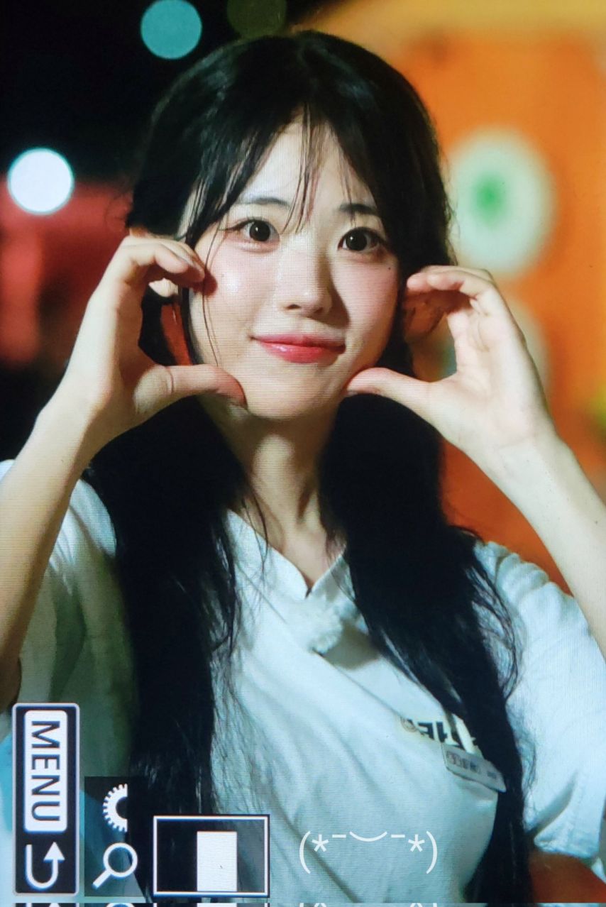 QWER 기타즈 대만 하카의부엌 촬영