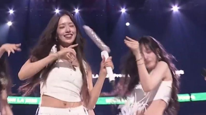 무대에서 사고 친 아이브 리즈 (feat 유진 원영 이서) ㅋㅋ