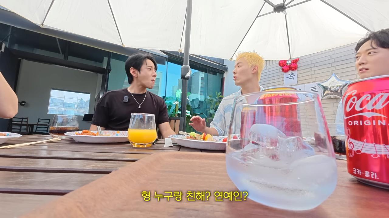 연예인 한명 성소수자 만들어버리는 기레기