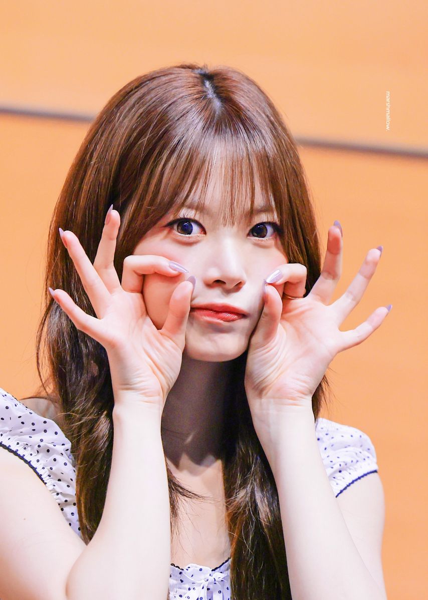 르세라핌 홍은채