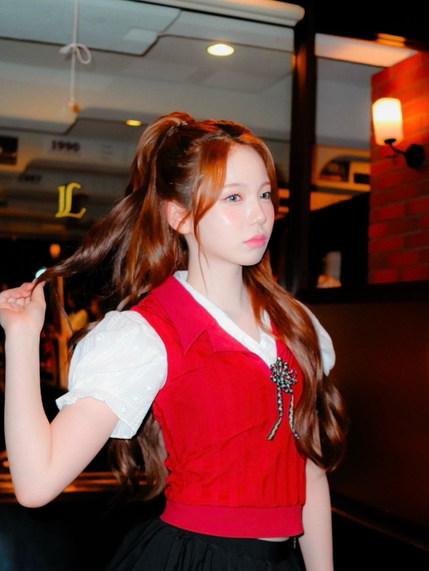 니쥬 (NiziU) 아야카